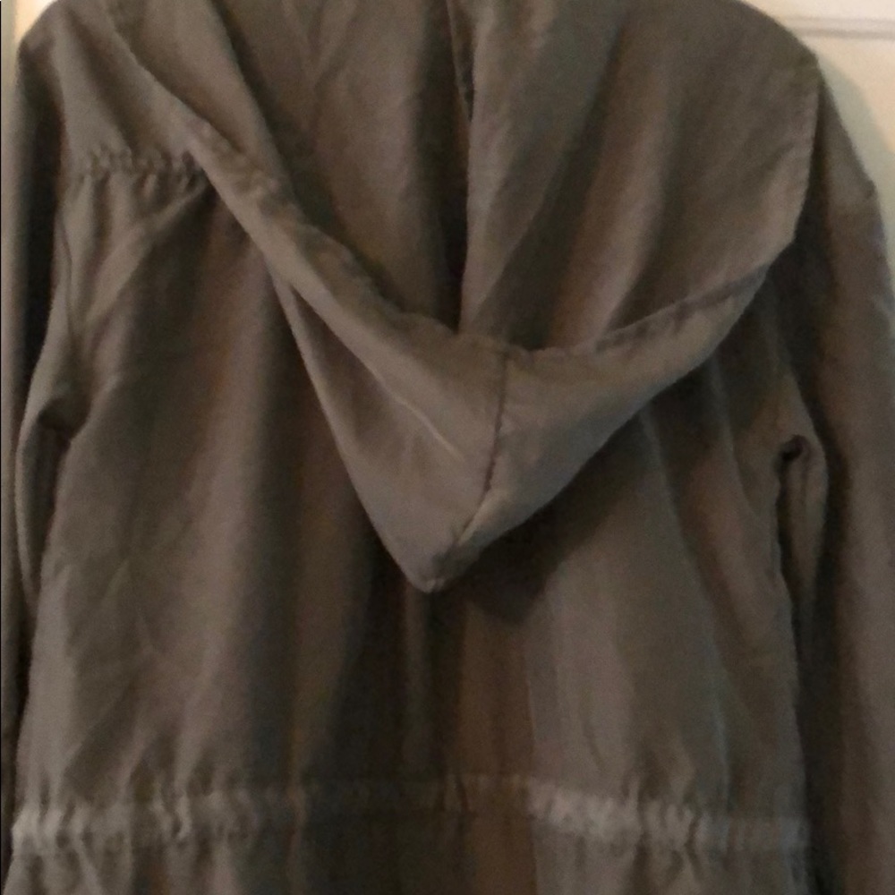 Lightweight Jacket - Picture 5 of 6